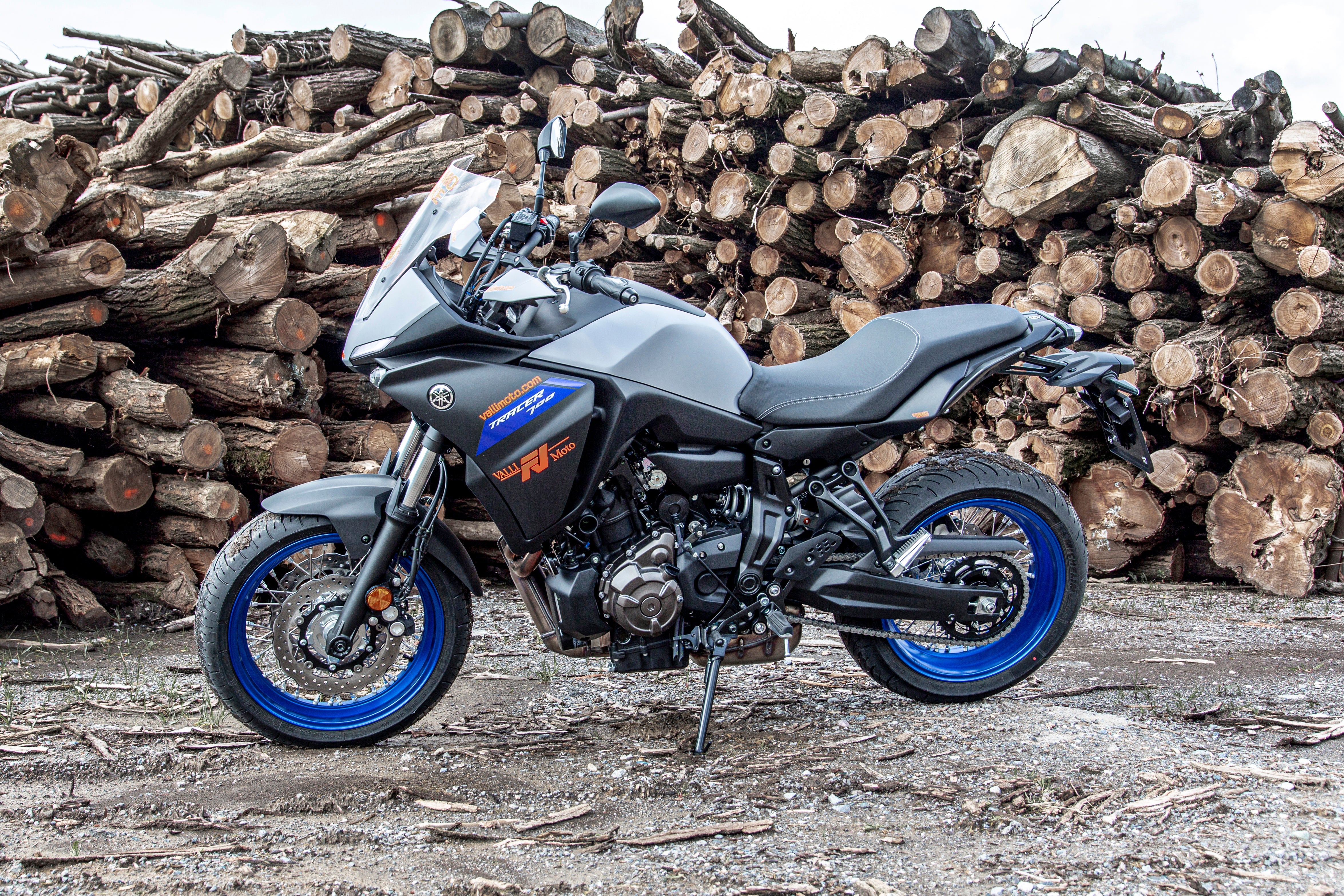 YAMAHA TRACER