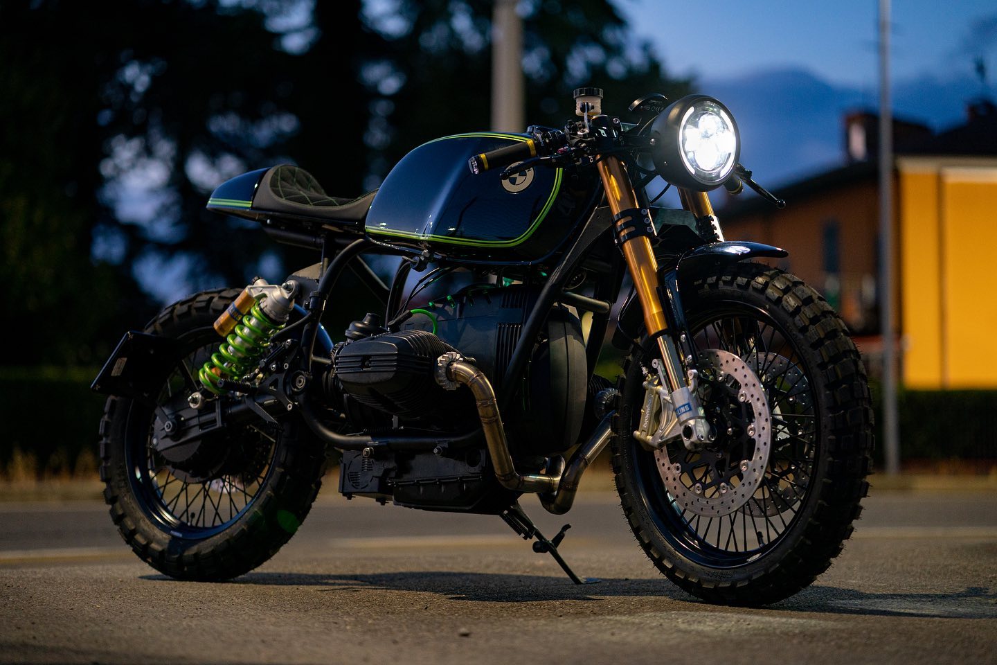 BMW R100 Custom bike mit Jonich räder von Hartl Racing